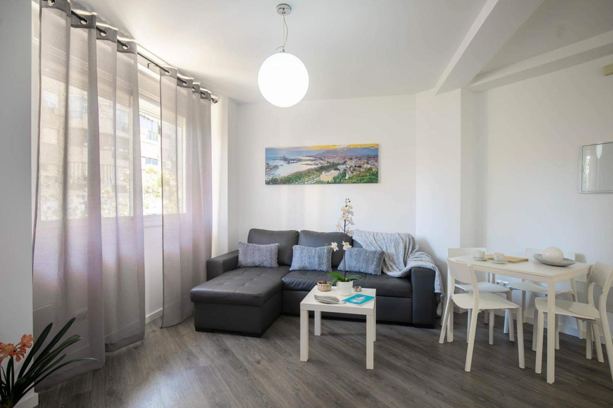 Apartamento Carvajal มาลากา ภายนอก รูปภาพ