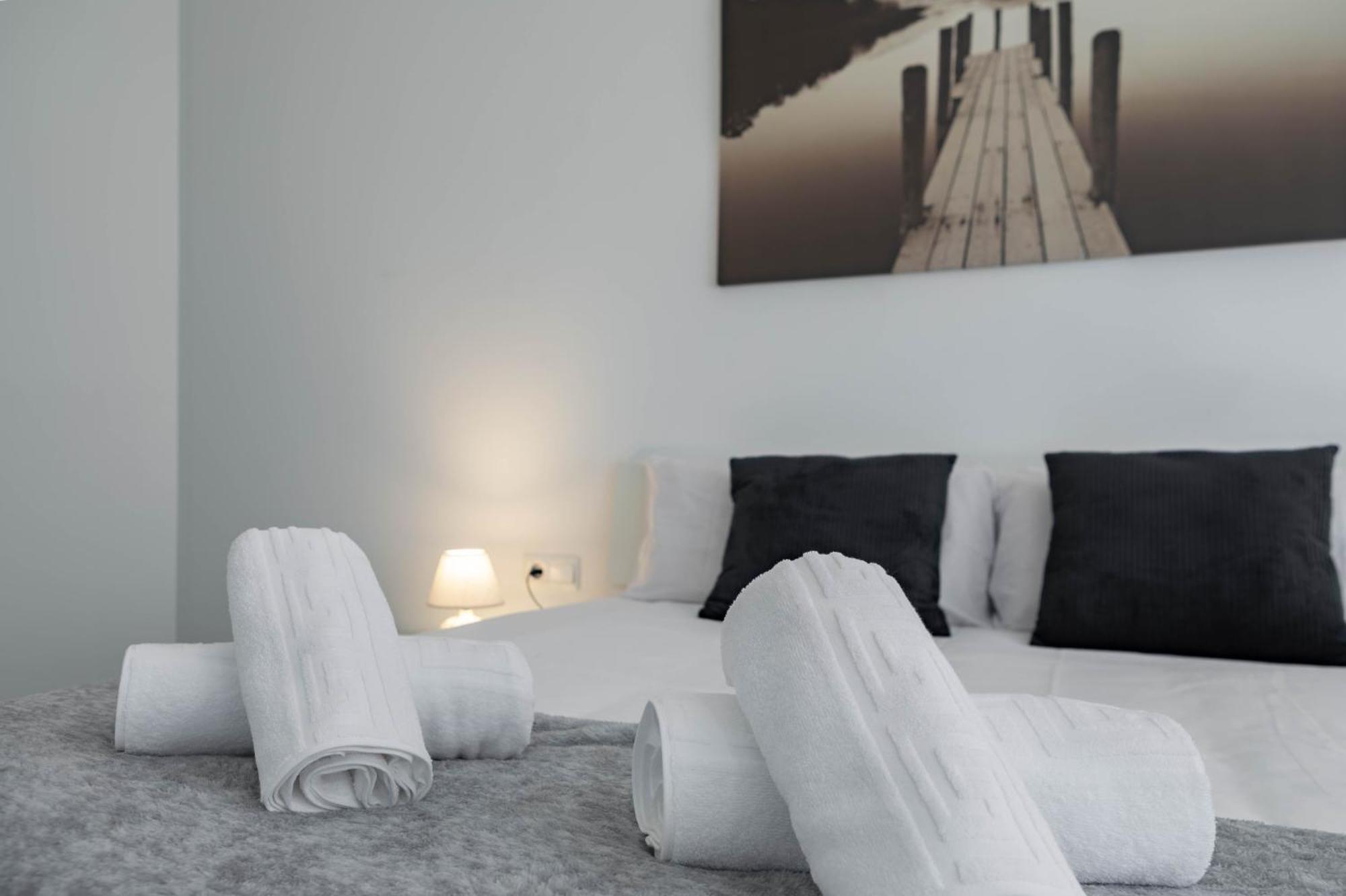 Apartamento Carvajal มาลากา ภายนอก รูปภาพ